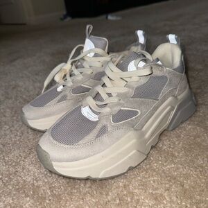 H&M SNEAKERS